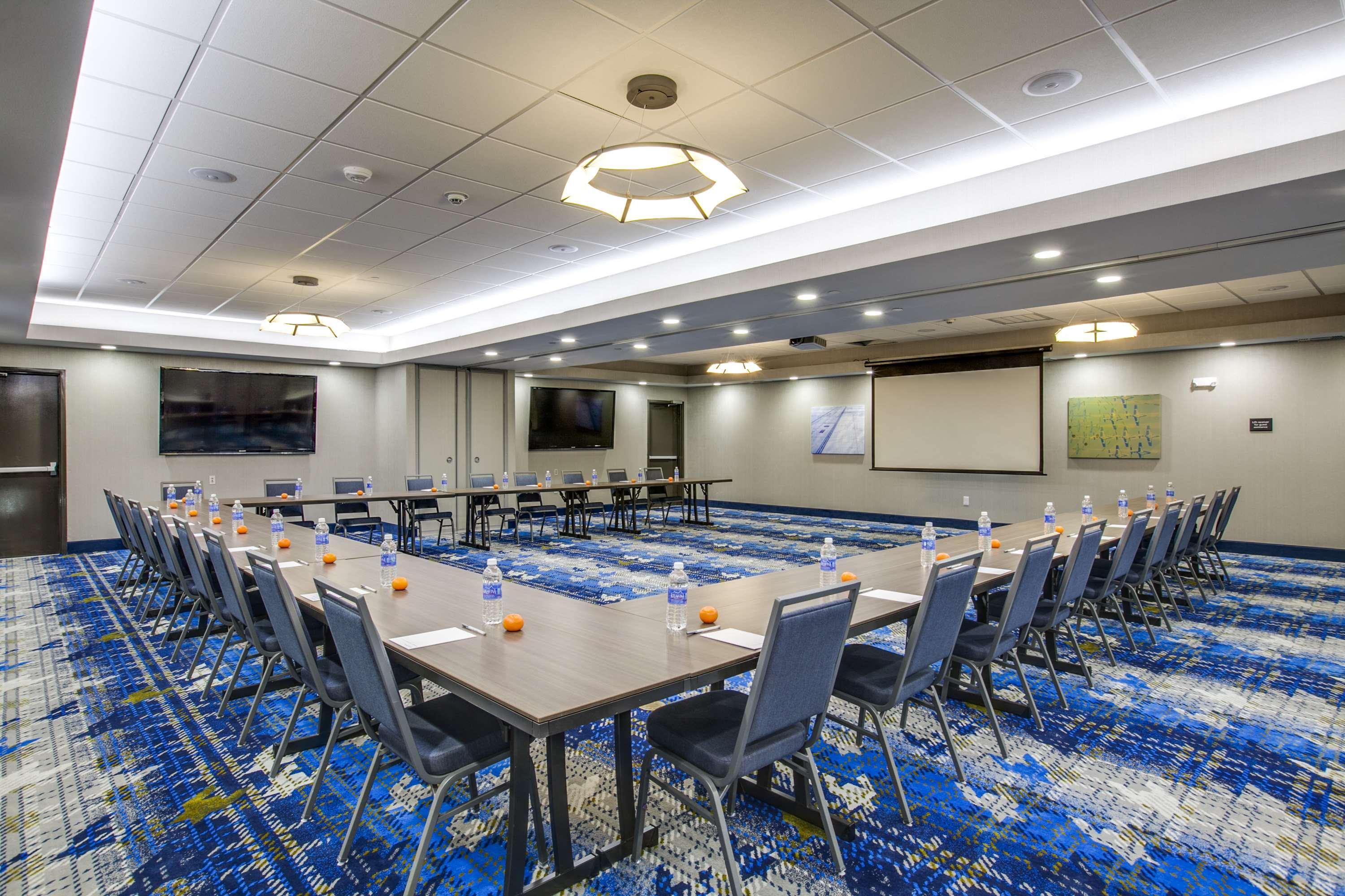 יולס Hampton Inn & Suites Dallas/Ft. Worth Airport South מראה חיצוני תמונה